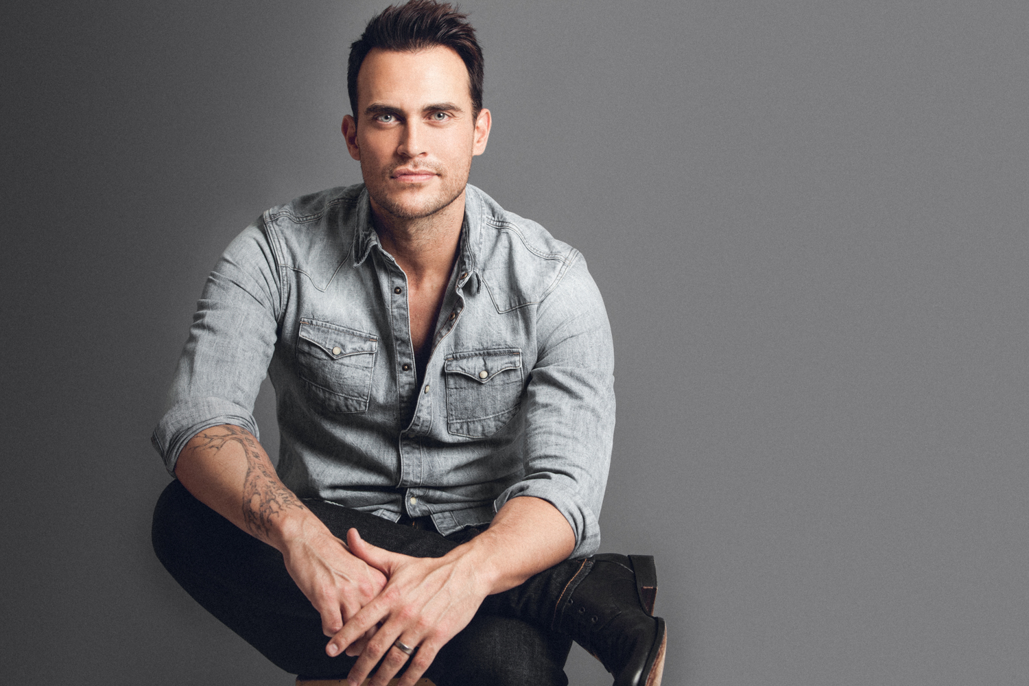 The Gay Almanac Happy Birthday to Actor, Singer Cheyenne Jackson
