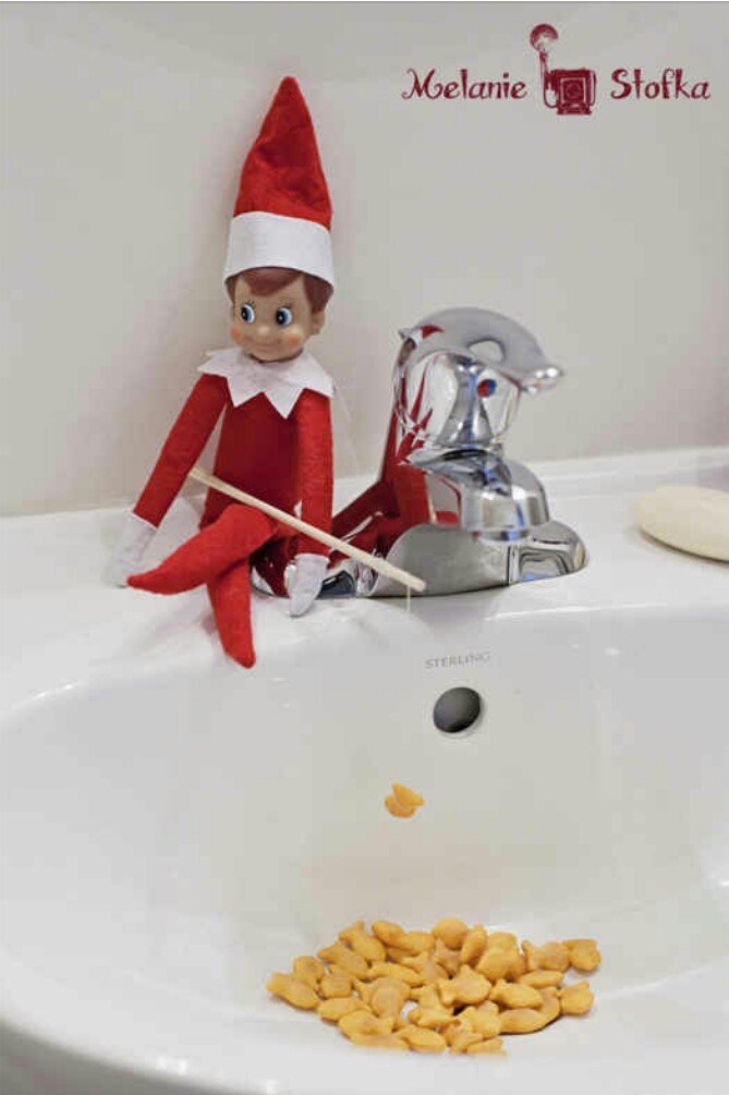 Doubletroubletwo: Tired of the Elf Already ... Lol :-)