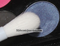 Beautyblender Detailers Soft Touch Brush makeup review, usage and photos