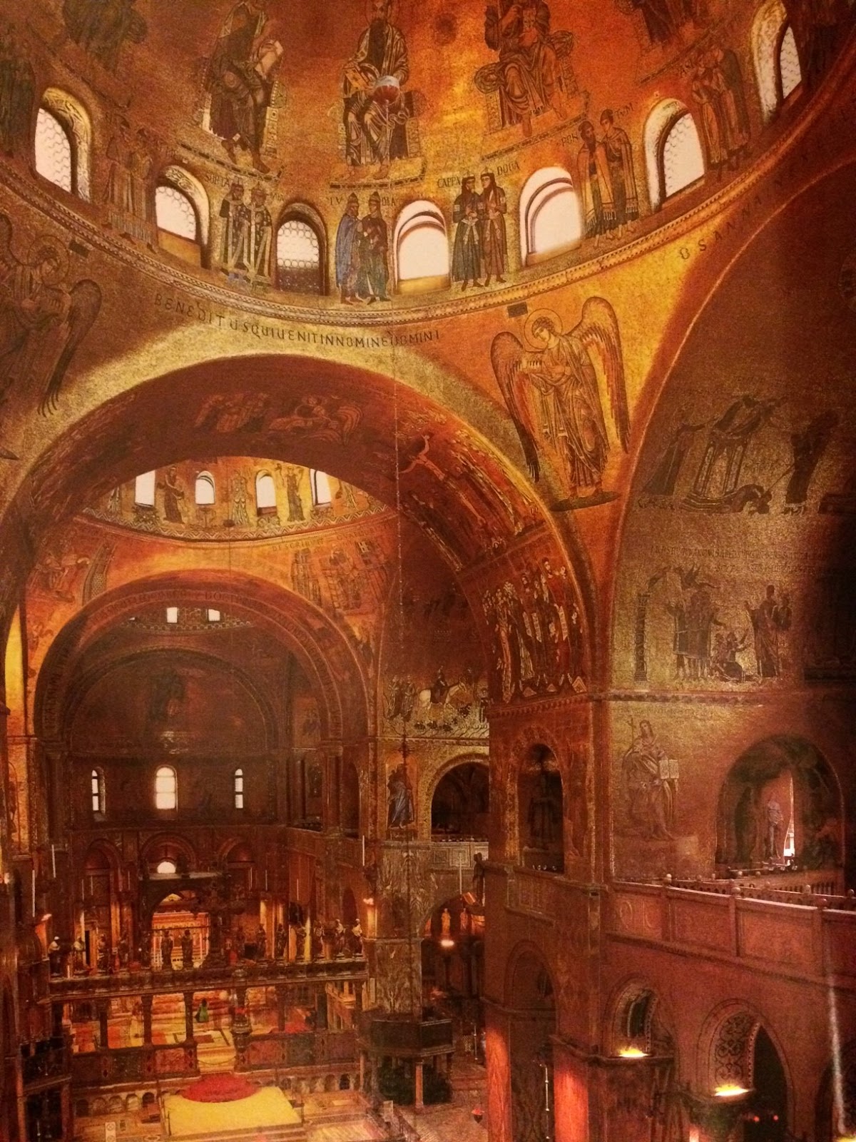 やっぱイタリア!?～旅先のヒントと旅行術～ イタリア＞ヴェネツィア＞サン・マルコ大聖堂2（黄金色の大聖堂）