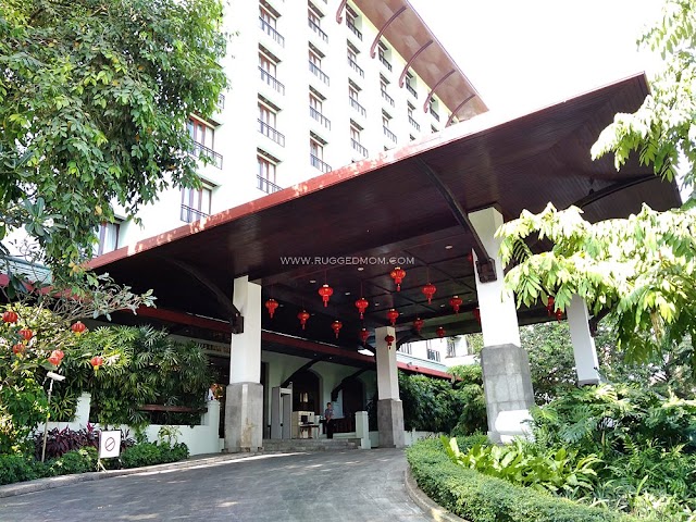 Hotel Review | Chatrium Hotel Royal Lake, Yangon