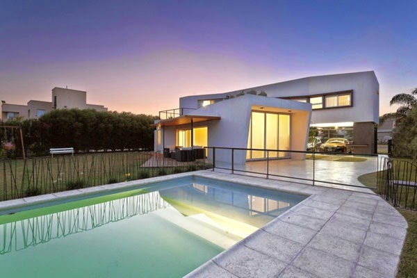 Facades of minimalist homes