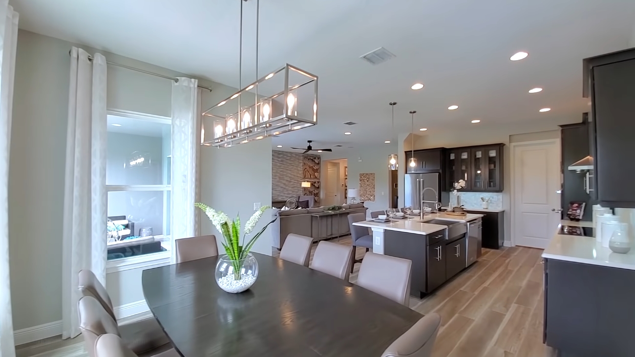 29 Photos vs. Winter Garden Model Tour | Tidewater Model w Bonus Room | Orlando Home Finders vs. Interior Design Tour