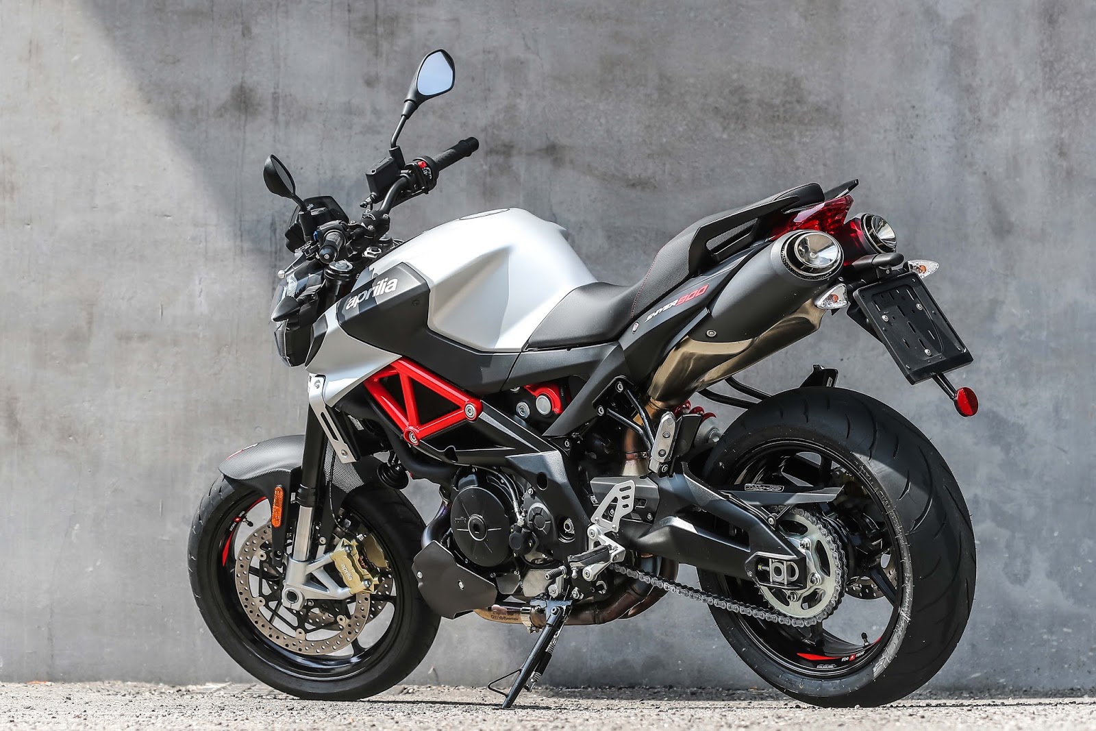 Racing Cafè: Aprilia Shiver 900 2017 bmw r80g s wiring diagram 
