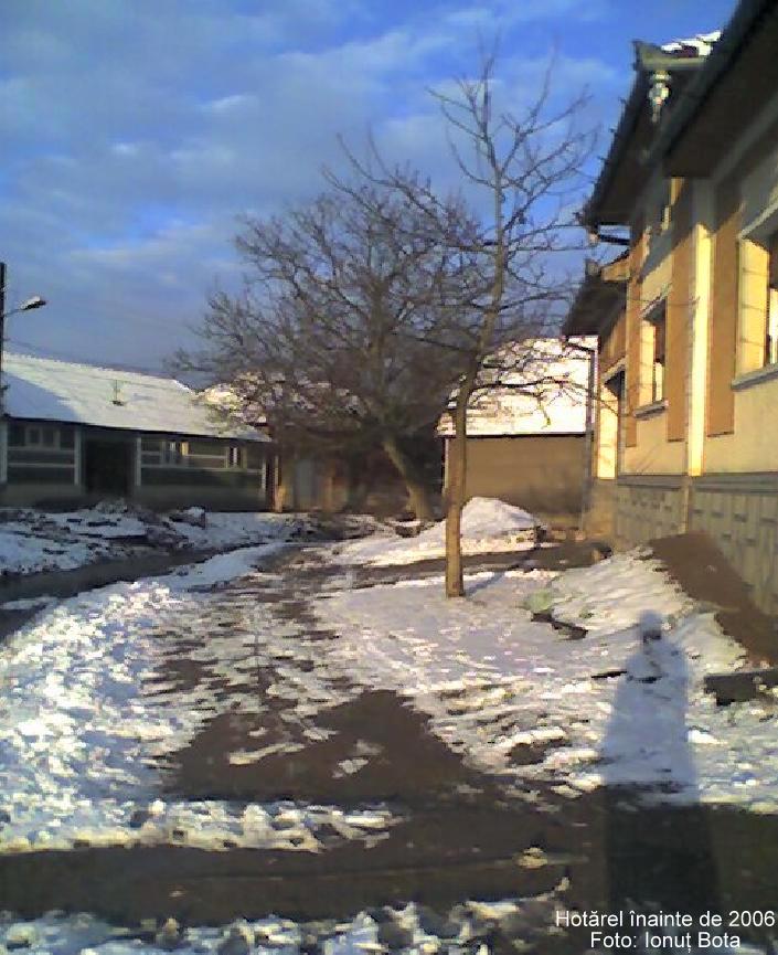 Hotarel, Bihor, Romania inainte de 2006 ; satul Hotarel comuna Lunca judetul Bihor Romania