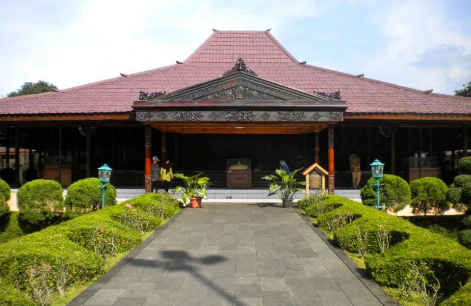 44+ Provinsi Gambar Rumah Adat Di Indonesia Images