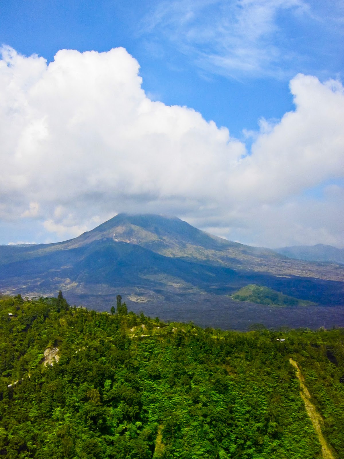 Батур бали. Бали вулкан. Долину вулкана Батур. Батур Бали высота.