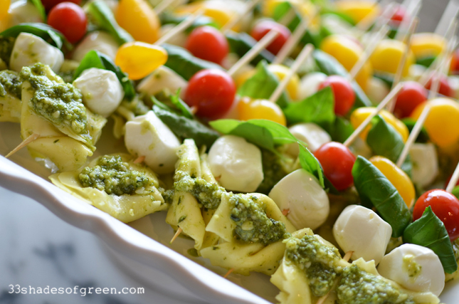 33 Shades of Green: Weekend Kitchen: Tortellini, Pesto, & Mozzarella ...