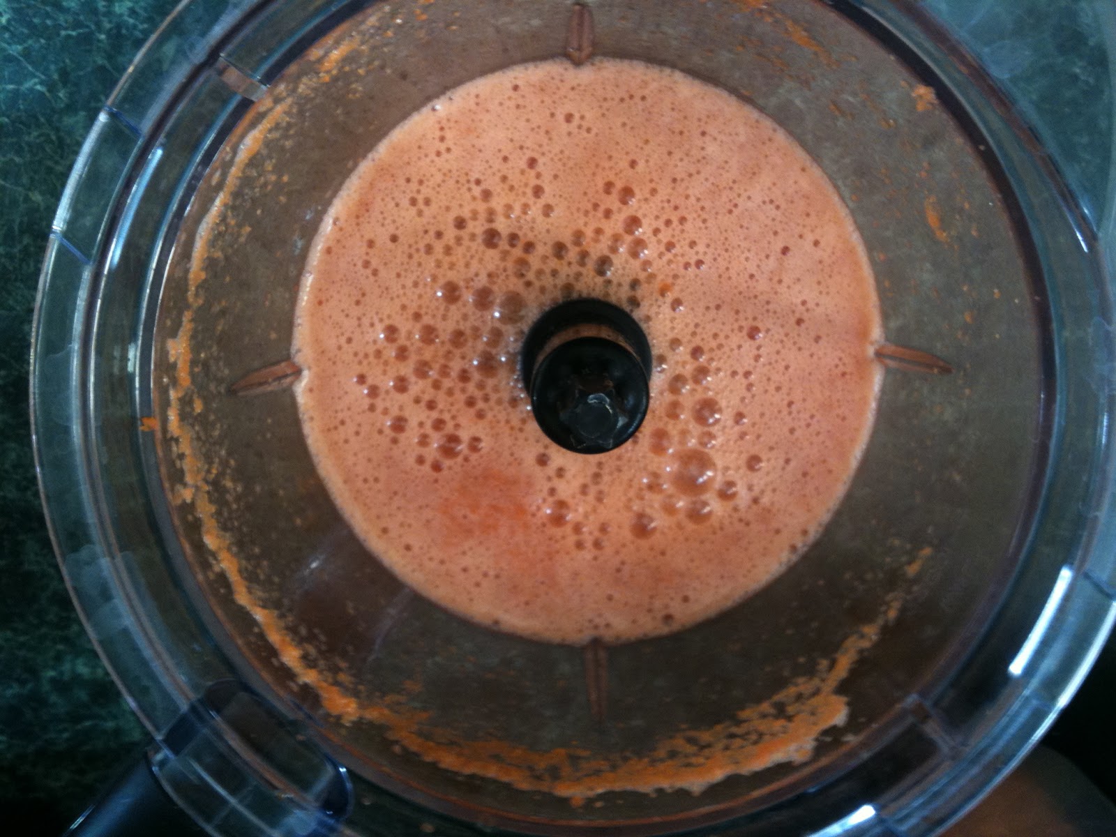 Honey's Creative Homemaking Carrot and Apple Juice Using A Kitchen Ninja
