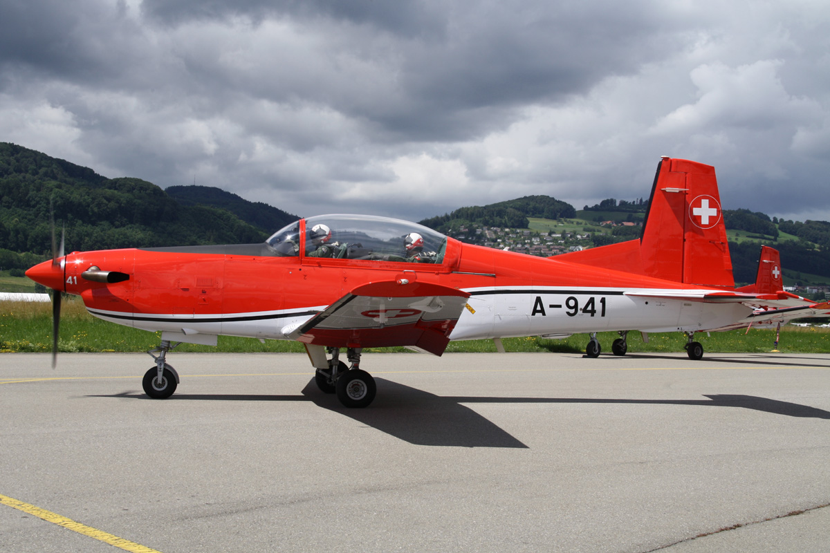 MG_PC-7_Swiss+Air+Force_A-941_19.06.11_B