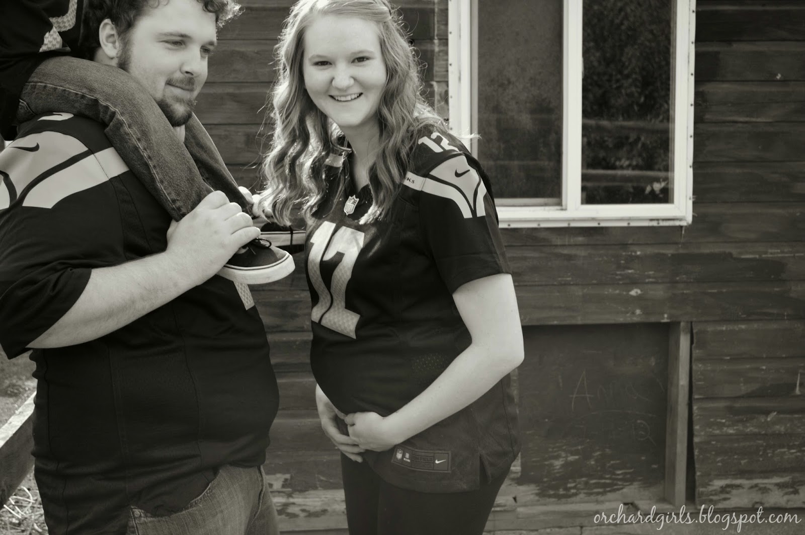 Pregnancy Photoshoot + Gender Reveal Announcement on Orchard Girls Blog