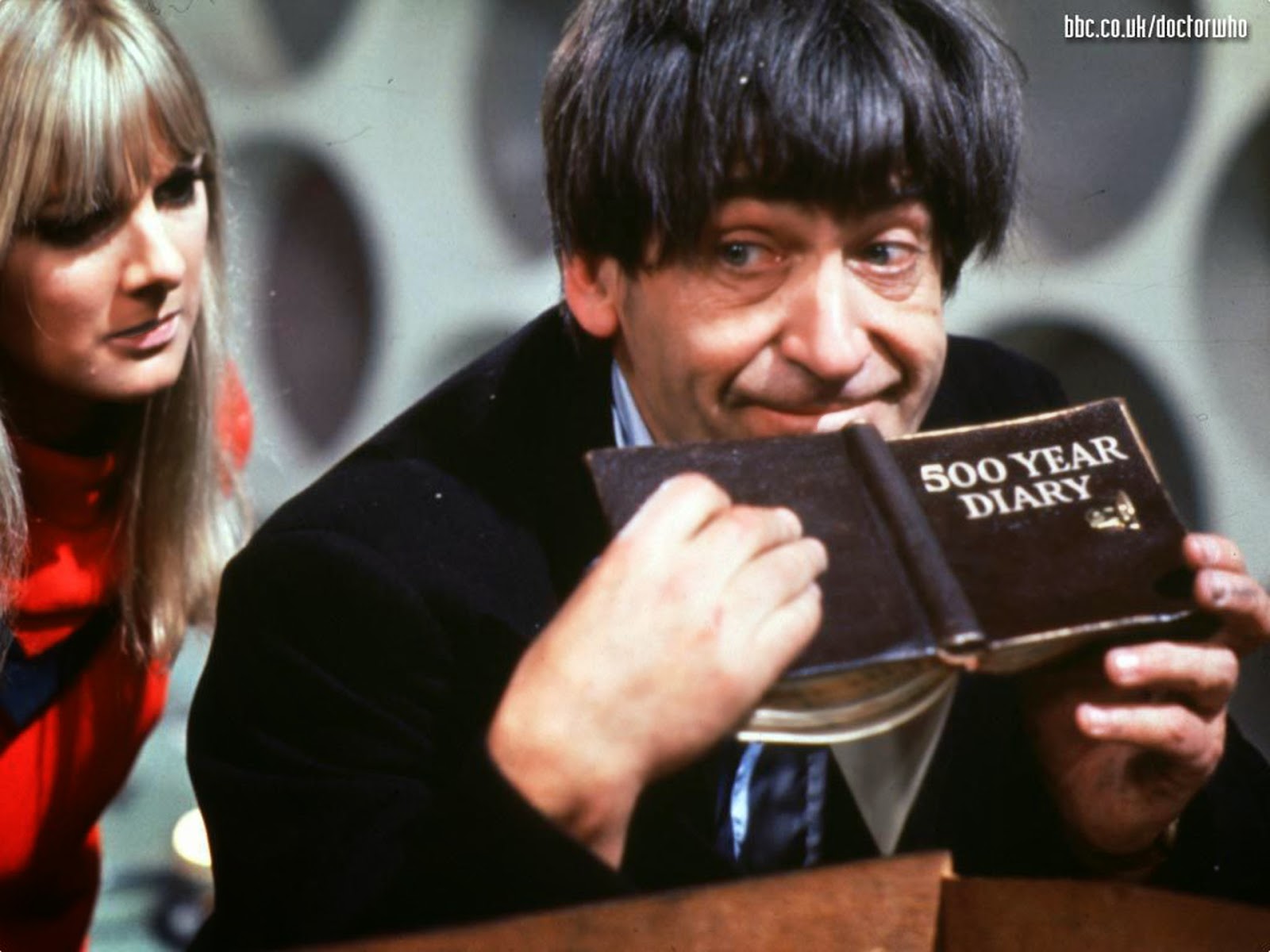 BIF BANG POW BBC Doctor Who 500 Year Mini-Diary 