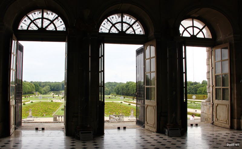 Château de Vaux le Vicomte, grand salon.