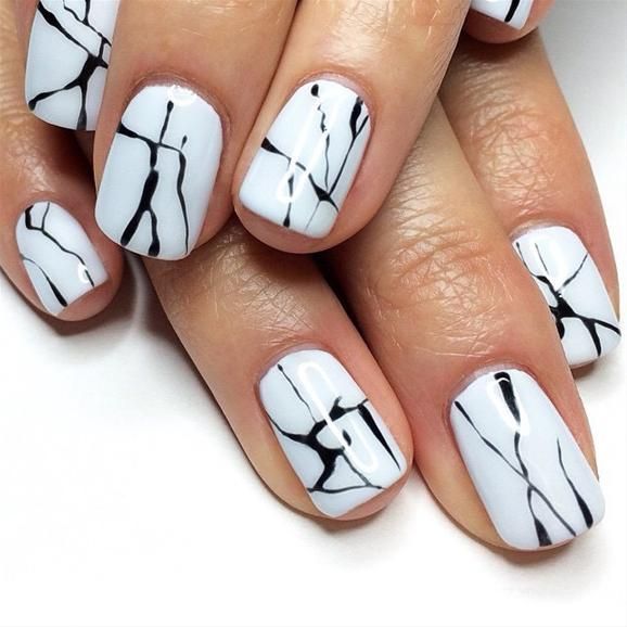 Minimalist Nail art Runway Nail Art Trends You Must Follow