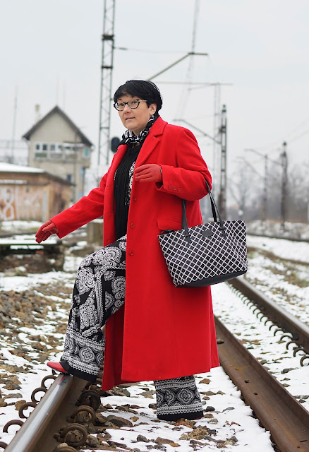 Black and white style, winter style, Black and white Fashion, Red long coat  