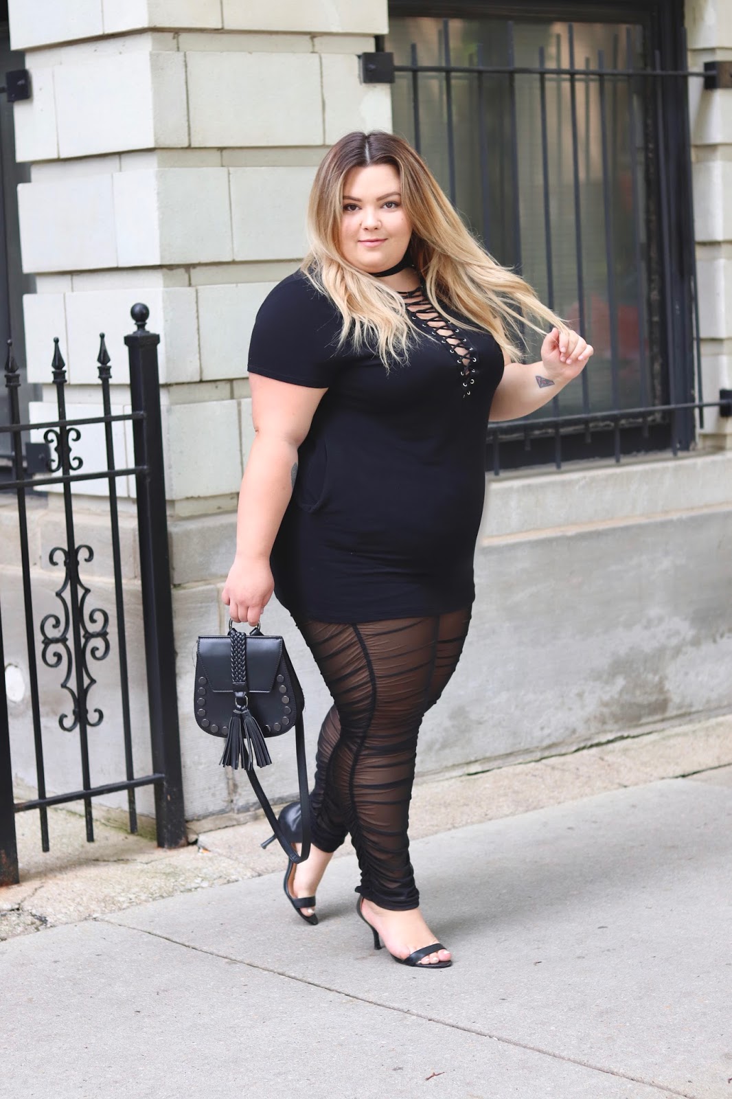 natalie craig, natalie in the city, plus size fashion, affordable plus size clothing, Chicago style, Chicago fashion blogger, midwest blogger, plus size fashion blogger, fashion nova, fashion nova curve, fashion nova blogger review, Kim Kardashian rouched pants, mesh leggings, DIY lace up