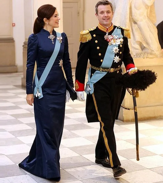 Crown Prince Frederik and Crown Princess Mary attended the reception. Princess Mary wore a blue gown