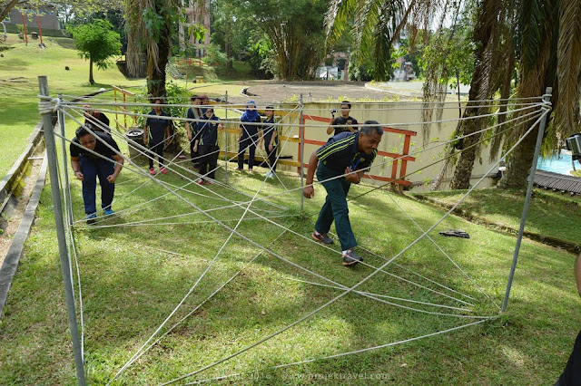 Halangan bertali Halangan bertali
