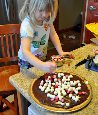 Candy pizza cookie