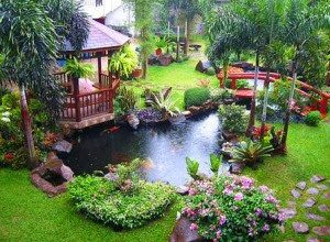 Gambar Taman Rumah Indah dengan Desain Kolam yang cantik