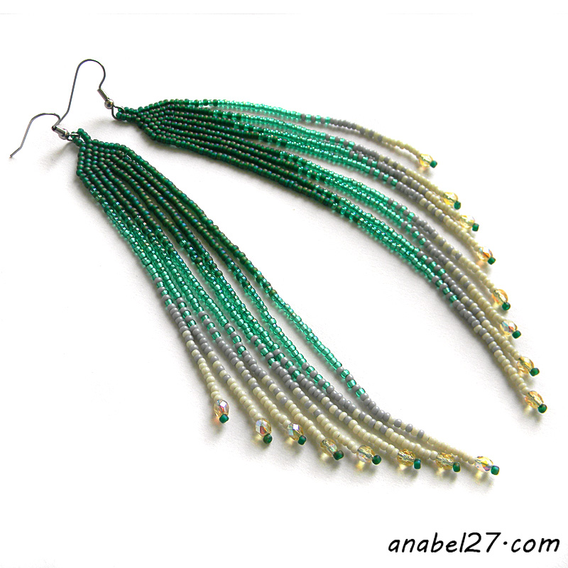 Длинные зеленые серьги из бисера Seed bead earrings beadwork jewelry