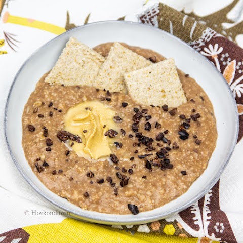 Chocolate and Banana Oatmeal