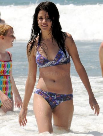 Latest Selena Gomez Sexy
