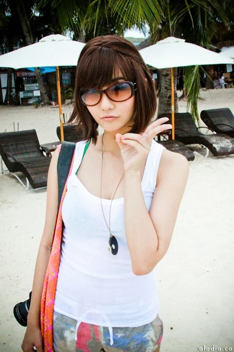 Alodia Gosiengfiao Sexy Boracay Pics. 