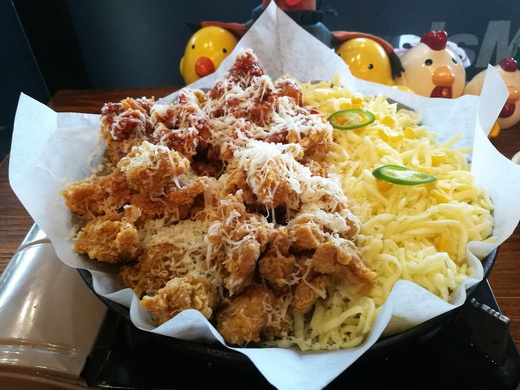 Cheesy Korean Fried Chicken Nanda Chicken / l a d y ' s