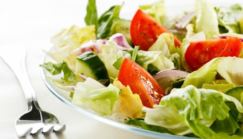 11 Manfaat Mengonsumsi Salad Sayur Jika Ingin Hidup Bahagia