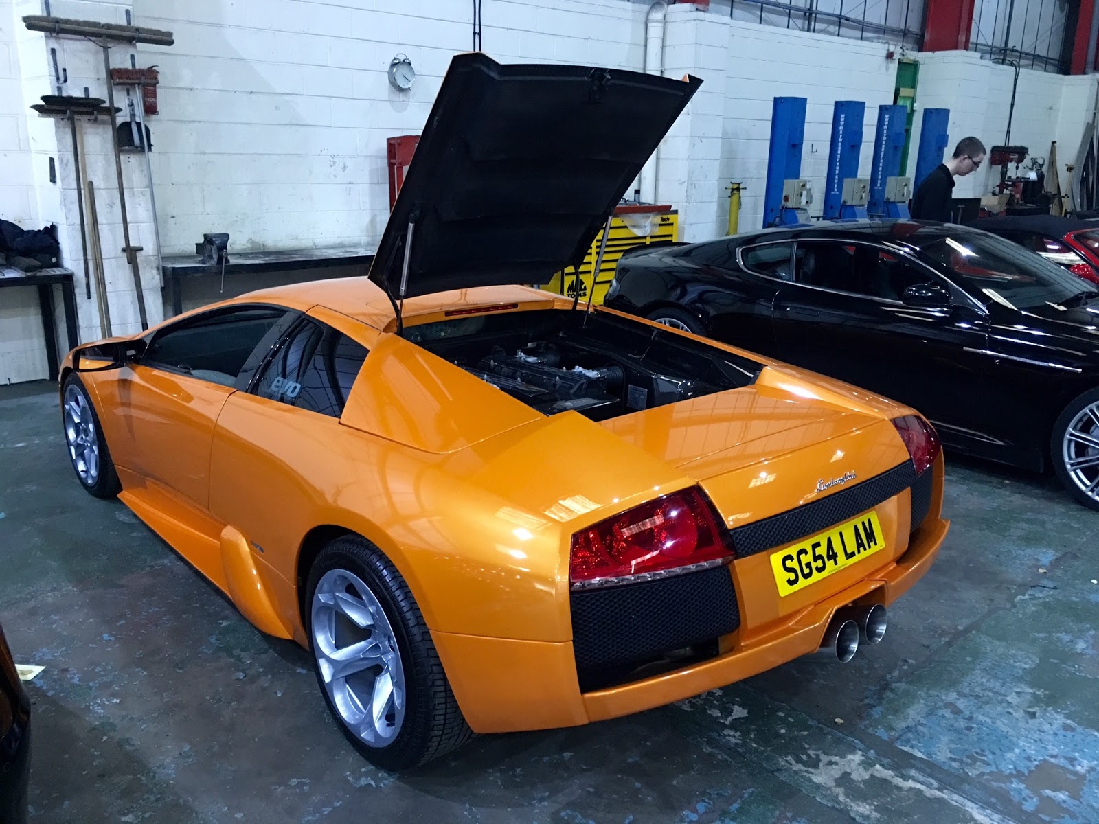 Lamborghini Murcielago SV оранжевая
