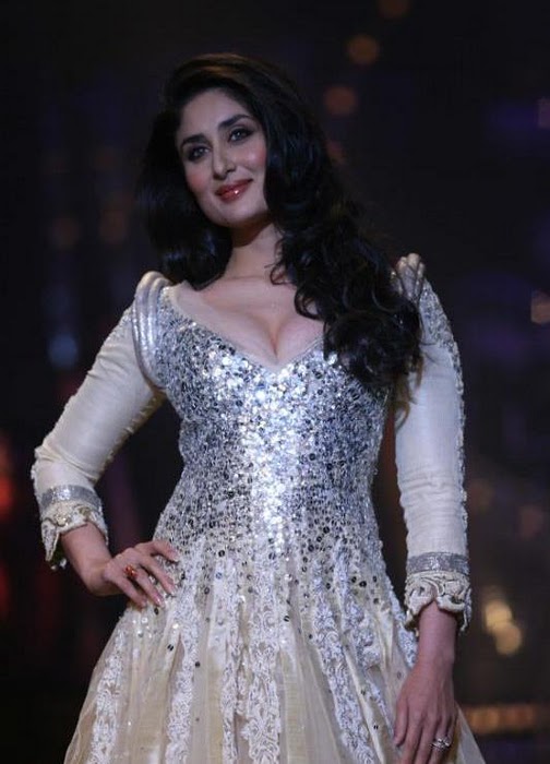 Bollywood Actress Kareena Kapoor Hot Sizzling Stills In White Dress