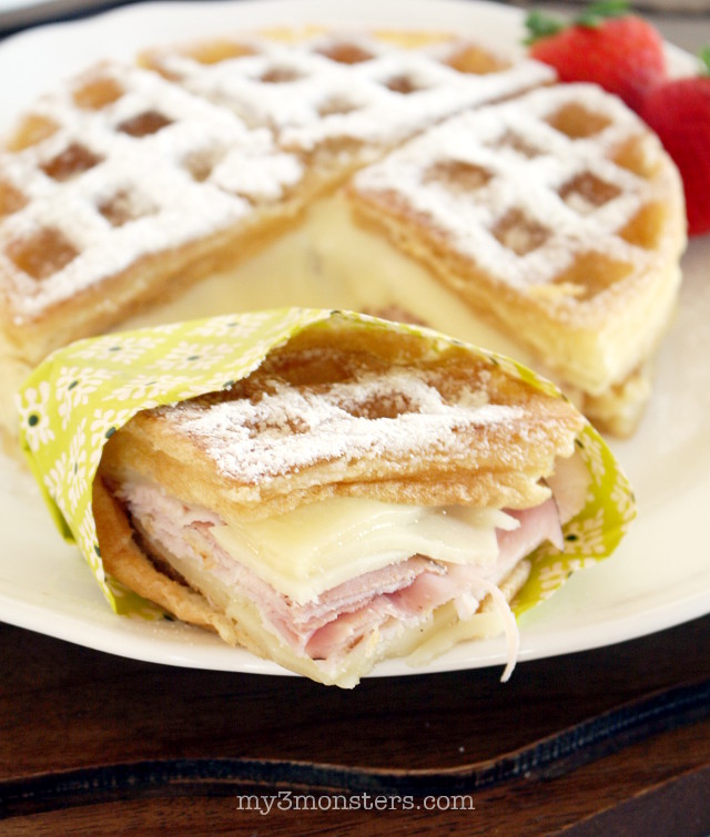 Make tonight Breakfast Night with these delicious Monte Cristo Waffles from / !