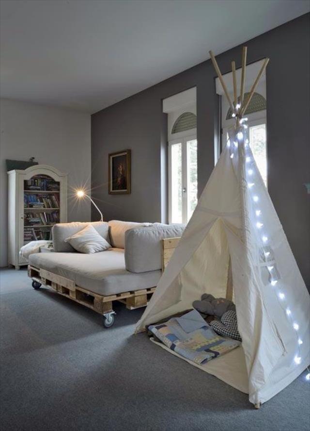 20 Cozy DIY Pallet Couch Ideas ~ Idees And Solutions