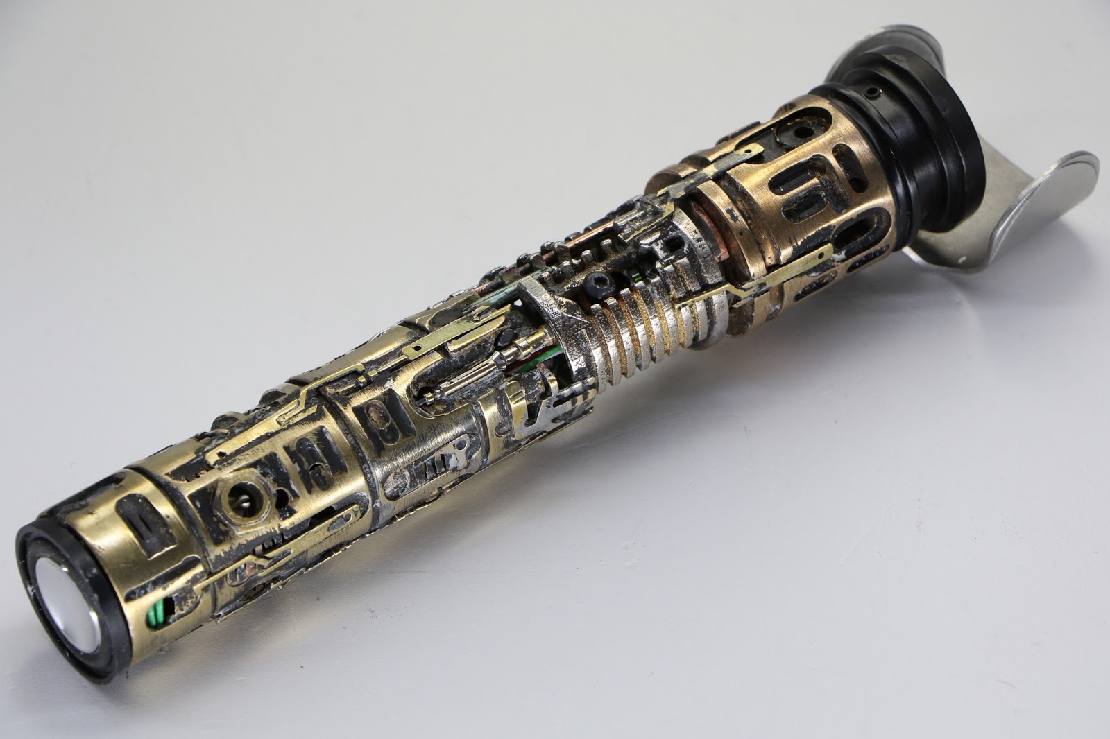 ROLIGHTSABERS MASTER YODA legendary fx Lightsaber