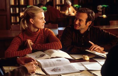 Robin Williams and Monica Potter in Patch Adams