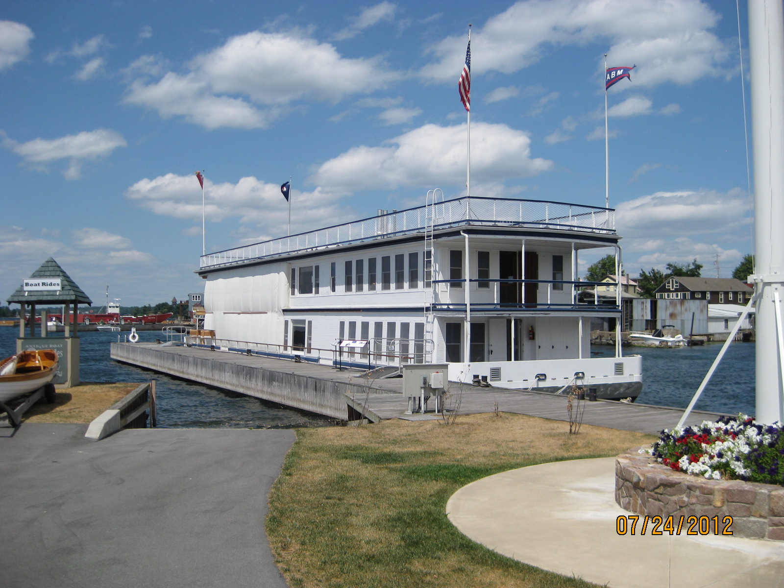 M/V Island Hopper's Log Clayton, NY Antique Boat Museum