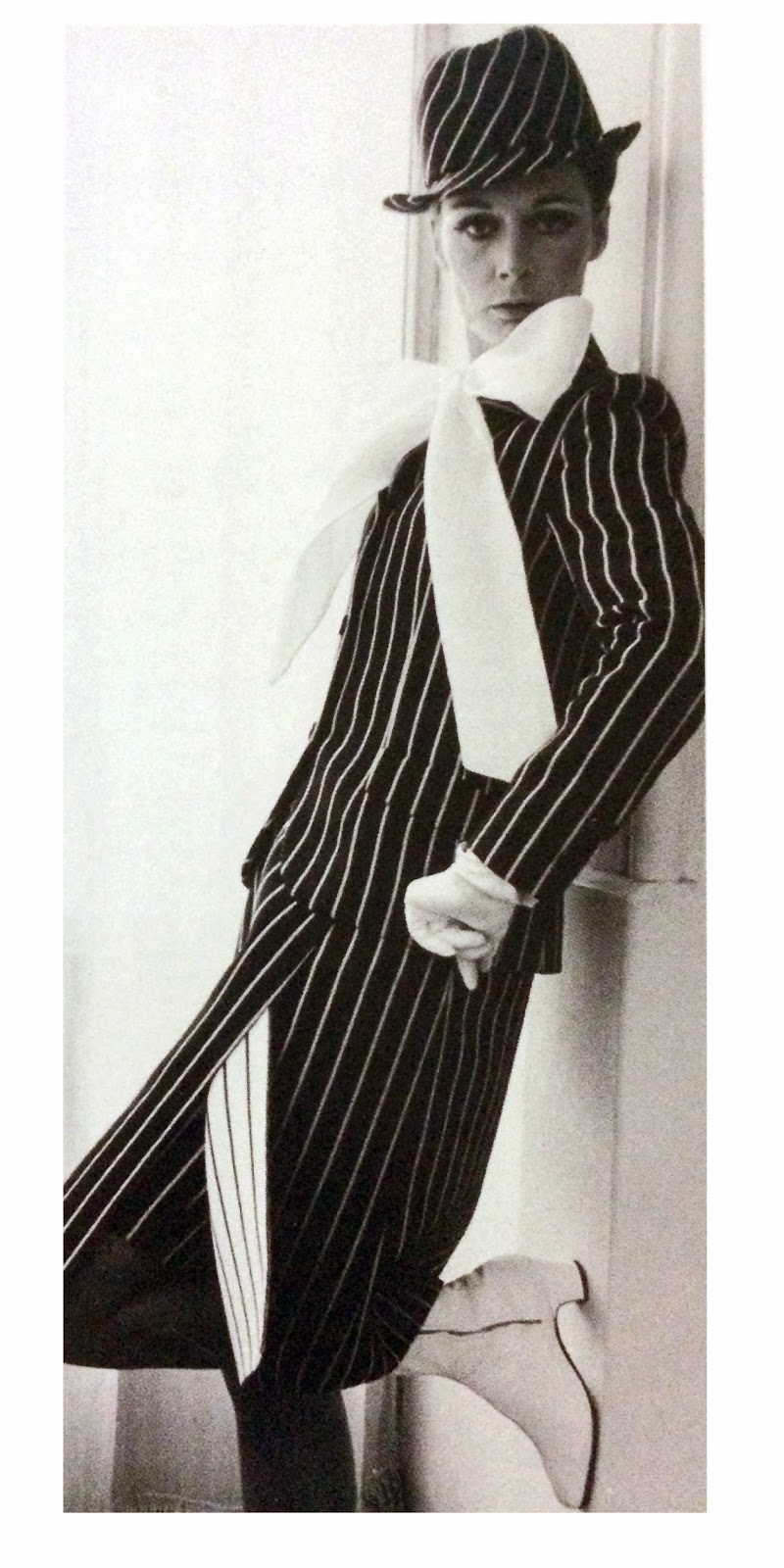 Sewing the 60s: 60's Fashion elements - The gritty and glamorous 1930's