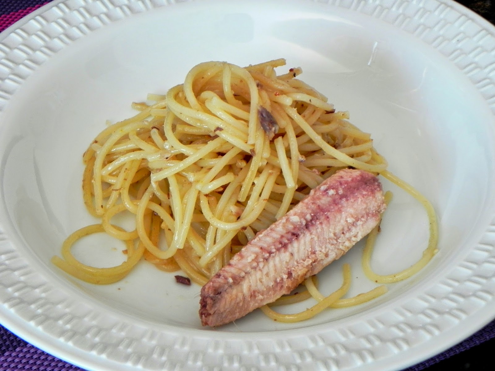 espaguete de sardinha