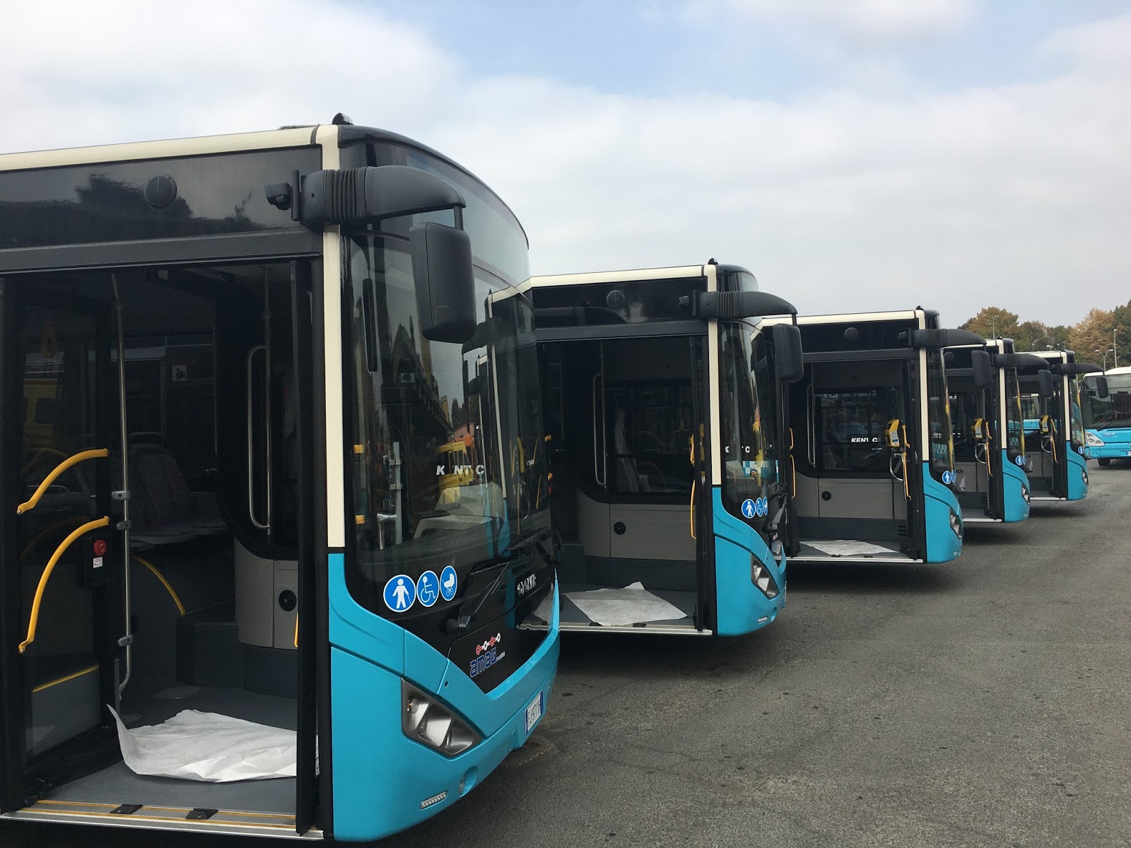 AMAG Mobilità, da lunedì 11 settembre nuovi bus azzurri foto Immagine