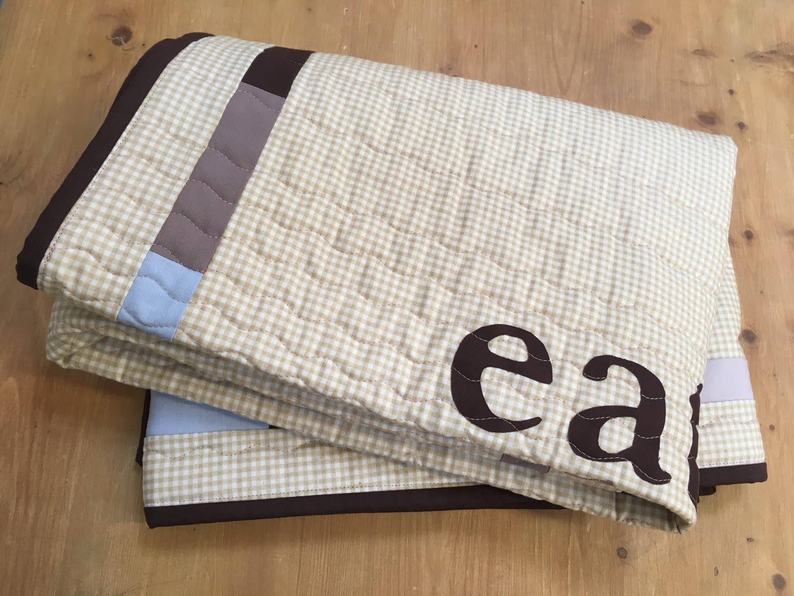 folding rolling quilting / CHARM ABOUT YOU