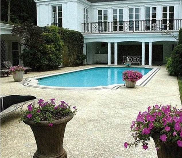 Taylor Swift House in Nashville  Famous Real Estate