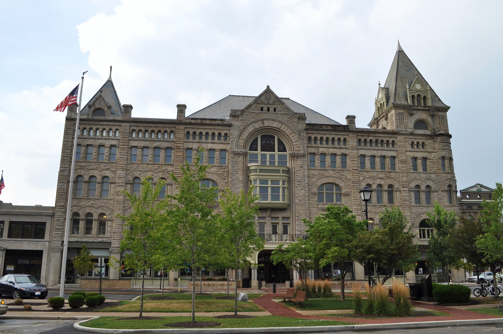 OHIO ONE ROOM SCHOOLHOUSES/MIAMI COUNTY HOTEL FORT PIQUA