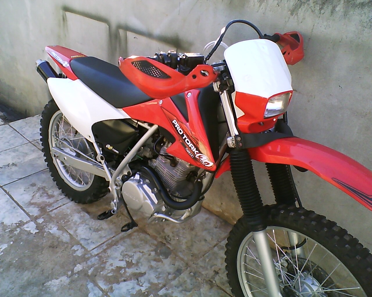 Poeira e Lama OffRoad XR200 com roupa de CRF230 (Vendo!!!)