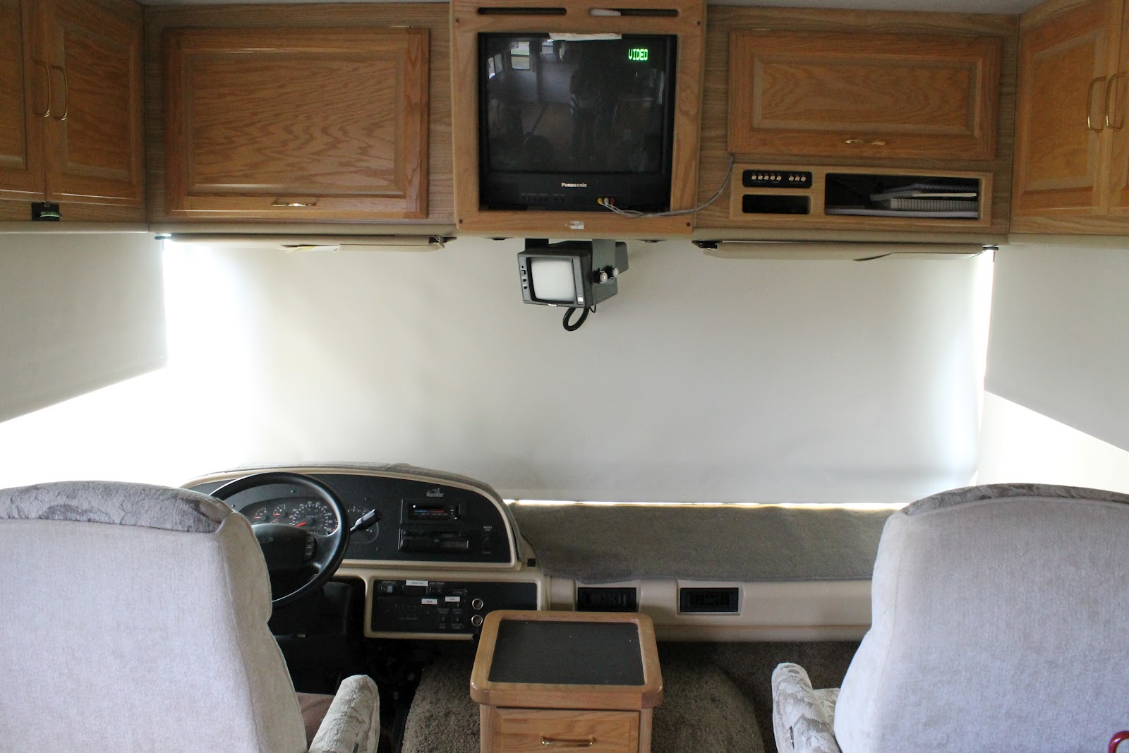 Countryside Interiors - Transforming RVs and Trailers ...