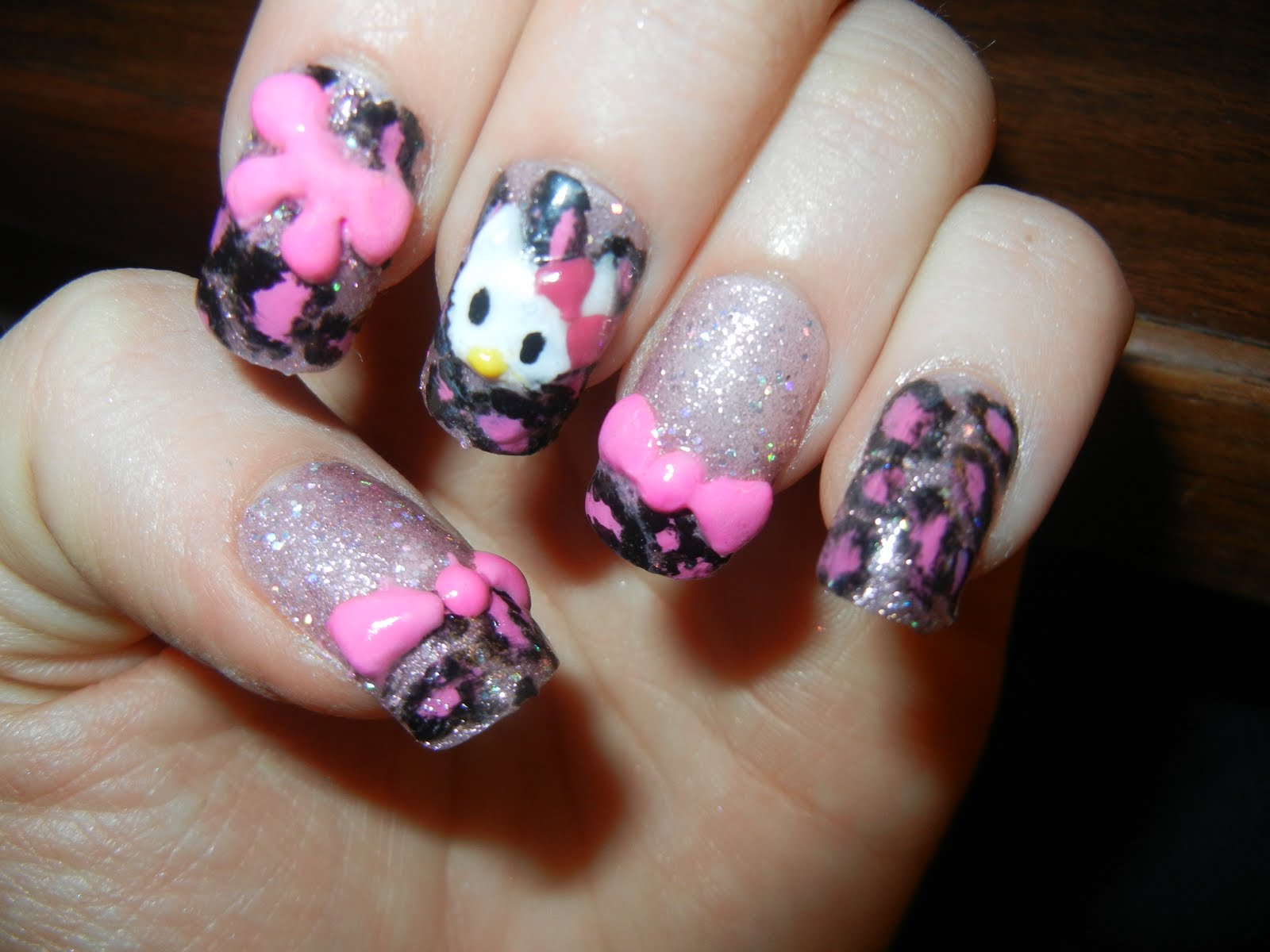 Nails By Leah: New Hello Kitty Nails! 3D bows and hello kitty face 