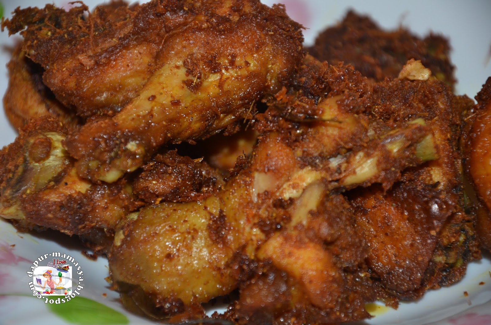 Dapur Mamasya: Ayam Goreng Berempah