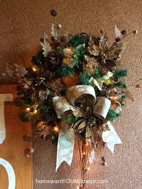 christmas wreath decorating