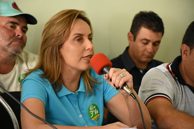 Resultado de imagem para alessandra vieira e boy jataúba