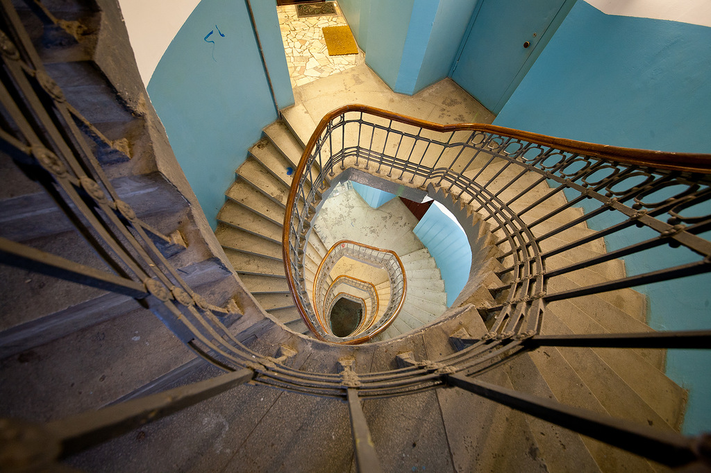 Винтовая лестница в москве Винтовая лестница в москве